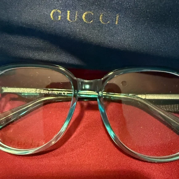 Gucci light blue women’s optical glasses brand new in case - Picture 3 of 4